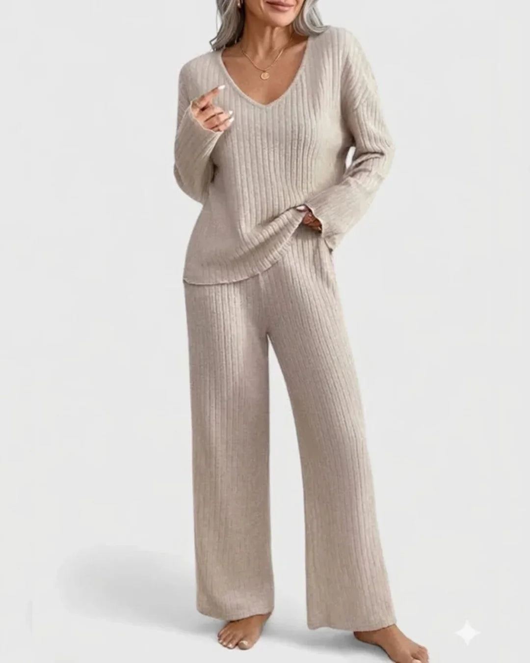 Lorenza™ | Ribbed V-neck two-piece lounge set